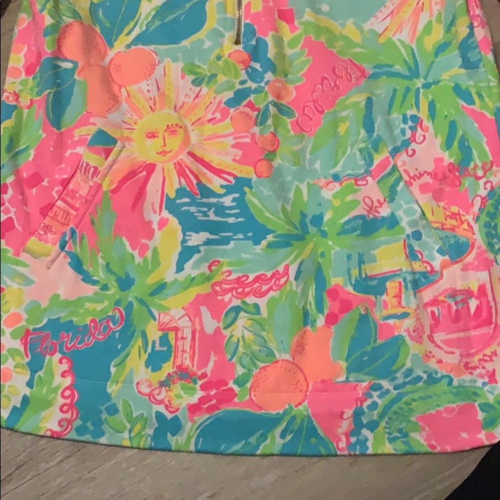 Lilly Pulitzer pullover - Picture 4 of 5